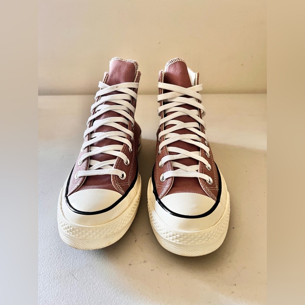 Converse Chuck Taylor High Top Sneakers in Mauve Pink - Picture 2 of 6
